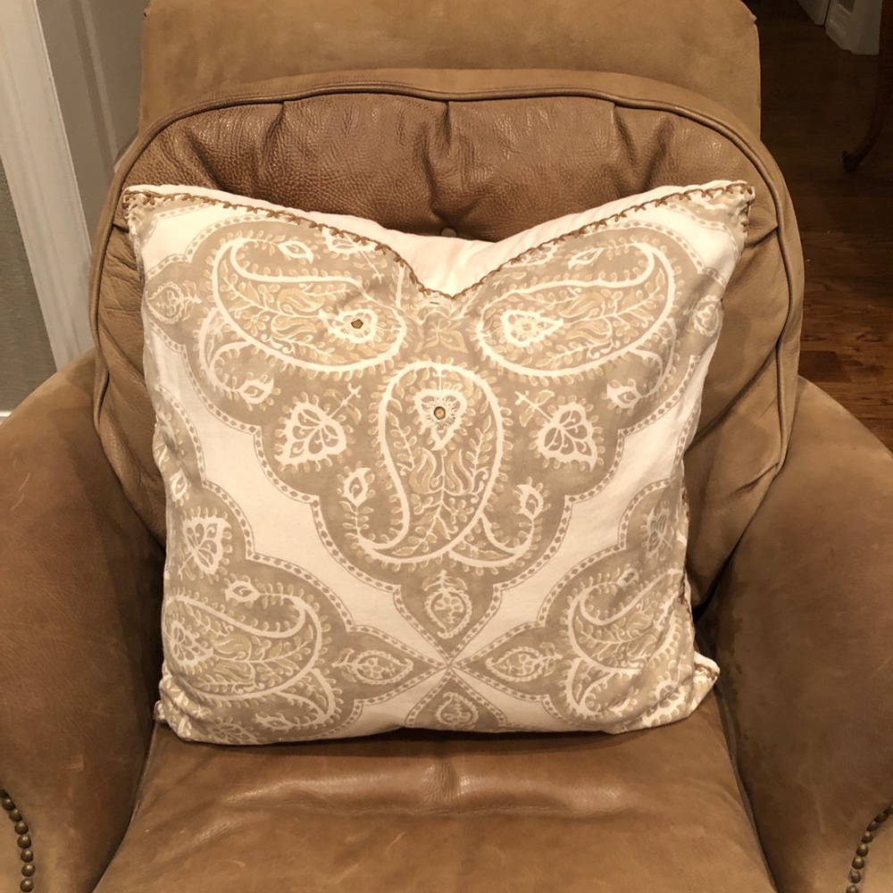 {P o t t e r y  B a r n} Large Pillow Case